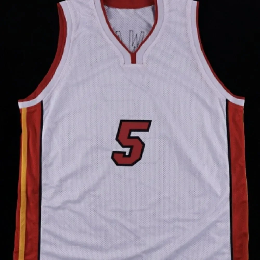 Juwan Howard Miami Heat Autographed Jersey...